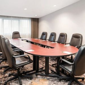 Professional meeting room with ergonomic chairs at Holiday Inn Toronto Airport East.