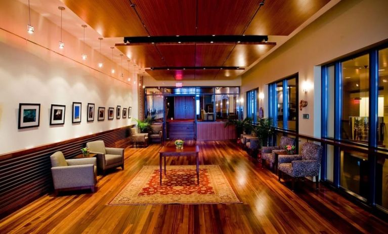 Lobby lounge at Holiday Inn Kingston Waterfront.