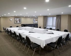 Professional meeting room at Les Suites Hotel Ottawa.