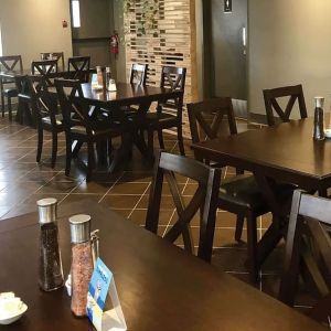 Dining area with comfortable seating at Comfort Inn Edmonton West.