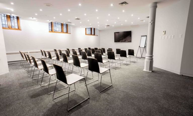 Professional conference room at Hotel Gault.