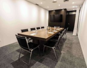 Professional meeting room at Hotel Gault.