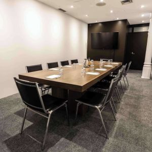 Professional meeting room at Hotel Gault.