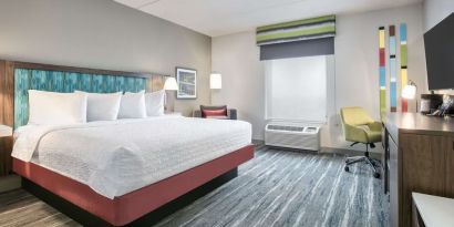 Day use room with natural light at Hampton Inn & Suites Dallas/Allen.