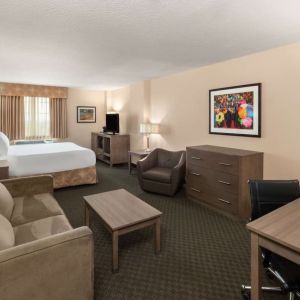 Day use room with living area at La Quinta Inn & Suites San Antonio Medical Center NW.