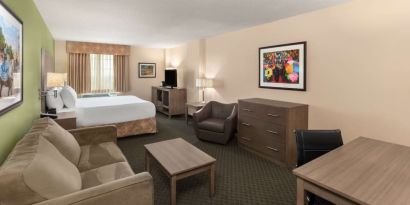 Day use room with living area at La Quinta Inn & Suites San Antonio Medical Center NW.