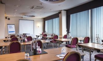 Professional meeting room at Thistle London Heathrow Terminal 5.