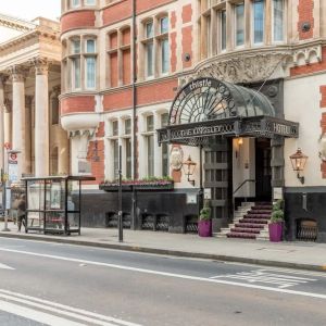 Hotel entrance at Thistle Holborn, The Kingsley Hotel.