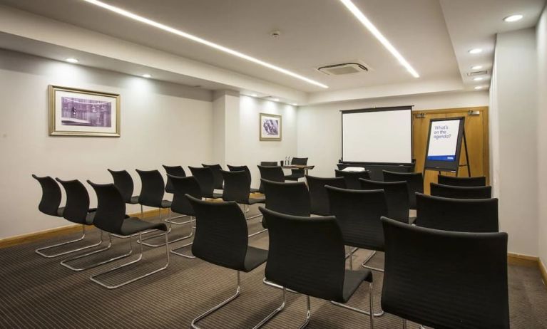 Professional meeting room at Thistle Holborn, The Kingsley Hotel.