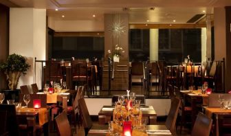 Dining area at Thistle Royal Trafalgar Square.