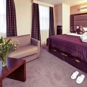 Day use room with living area at Mercure Hotel London Paddington.