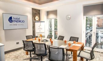 Professional meeting room at Hotel Indigo London Paddington,