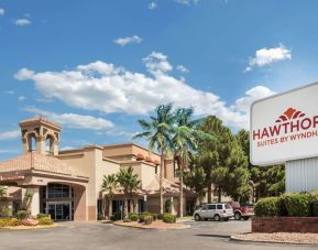 Hotel exterior at Hawthorn Suites By Wyndham El Paso Airport.