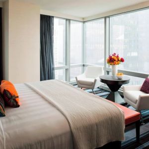 Day use room with natural light at Courtyard By Marriott New York Manhattan/Central Park.