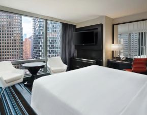 Day use room with natural light at Courtyard By Marriott New York Manhattan/Central Park.