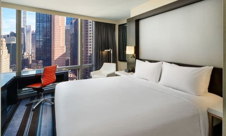 Day use room with work desk at Courtyard By Marriott New York Manhattan/Central Park.