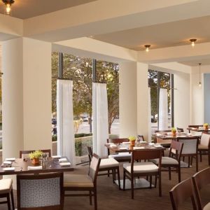 Dining area perfect for coworking at Capital Hilton.