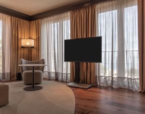 Day room with TV at Keight Hotel Opatija.