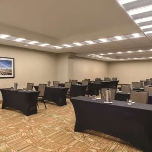 Meeting room at Hampton Inn New York - LaGuardia Airport.