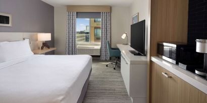 Day use room with work desk at Hilton Garden Inn Queens/JFK Airport.