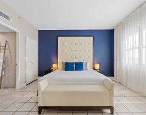 Day use room with natural light at The Sagamore Hotel South Beach.