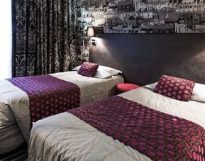 Hotel Harvey Paris Porte Maillot, Paris