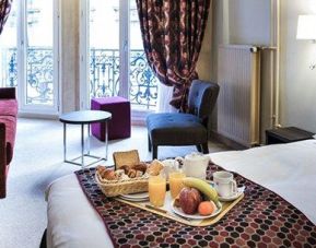 Hotel Harvey Paris Porte Maillot, Paris