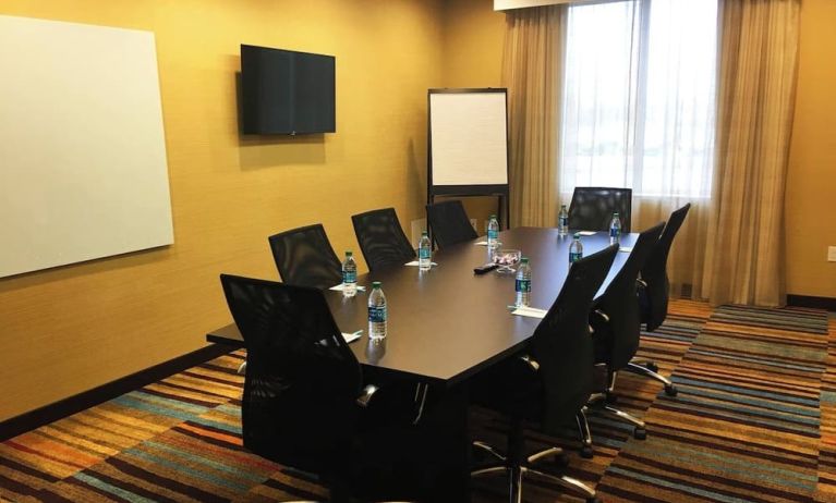 Meeting room at Fairfield Inn And Suites Cambridge Ohio.