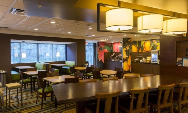 Dining area perfect for coworking at Fairfield Inn And Suites Cambridge Ohio.