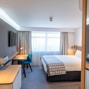 Bright and spacious day use room with work desk at Holiday Inn Leicester-Wigston.