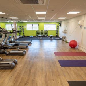 Fully equipped fitness center at Holiday Inn Leicester-Wigston.