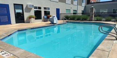 Refreshing outdoor pool at Holiday Inn Express Newberg - Wine Country.