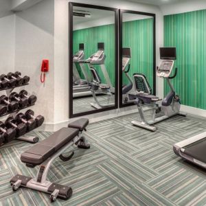 Fitness center at Holiday Inn Express Newberg - Wine Country.