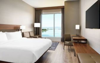 Day use room with natural light at AC Hotel By Marriott SFO/Oyster Point Waterfront.
