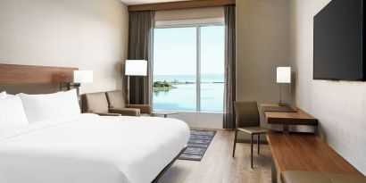 Day use room with natural light at AC Hotel By Marriott SFO/Oyster Point Waterfront.
