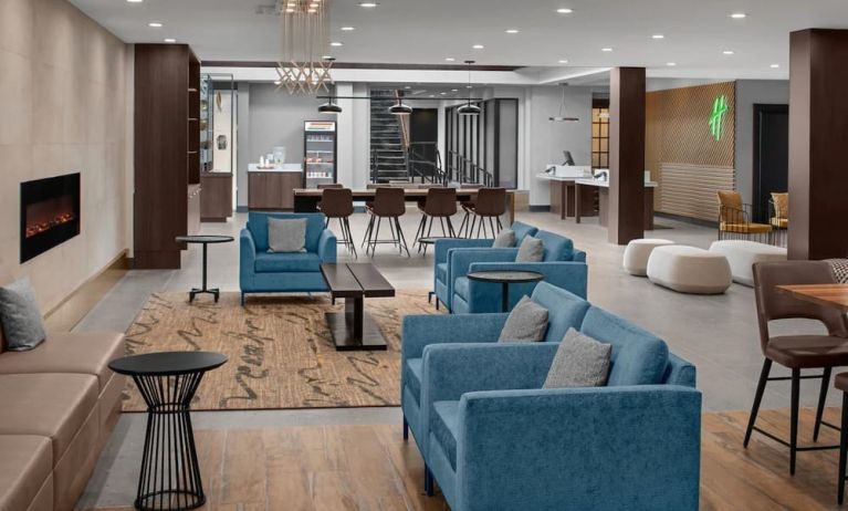 Lobby and coworking lounge at Holiday Inn Hasbrouck Heights-Meadowlands.