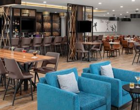 Dining area perfect for coworking at Holiday Inn Hasbrouck Heights-Meadowlands.