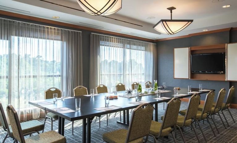 Professional meeting room at Renaissance Raleigh North Hills Hotel.