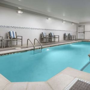 Refreshing indoor pool at Hampton Inn Washington DC / White House.