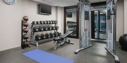 Fitness center at Hampton Inn Washington DC / White House.