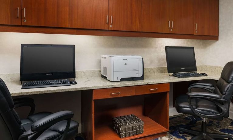 Business center available at Hampton Inn Washington DC / White House.