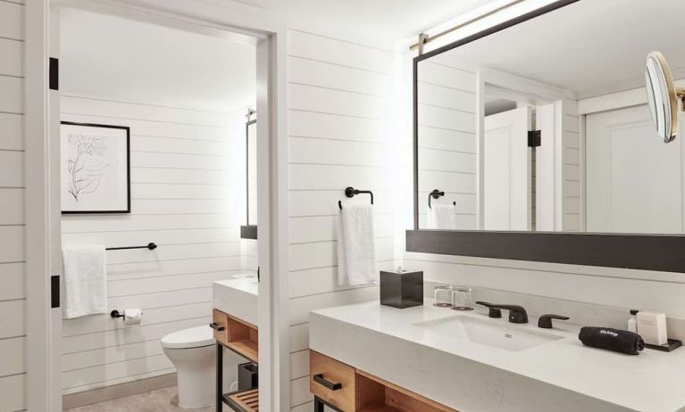 Guest bathroom with shower at The Inn At Saratoga, Tapestry Collection By Hilton.