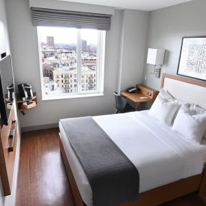 Day use room with natural light at Edge Hotel NYC.
