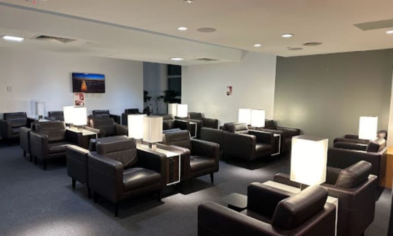 Airport Lounge - JFK Terminal 4, New York