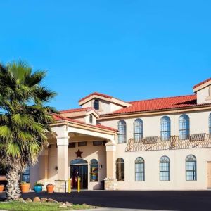 Hotel exterior at Days Inn By Wyndham San Antonio Northwest/Seaworld.