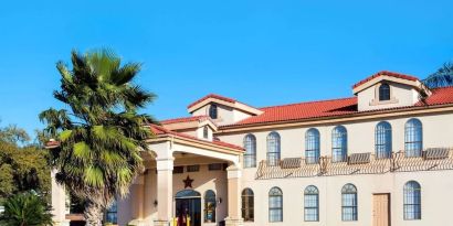 Hotel exterior at Days Inn By Wyndham San Antonio Northwest/Seaworld.