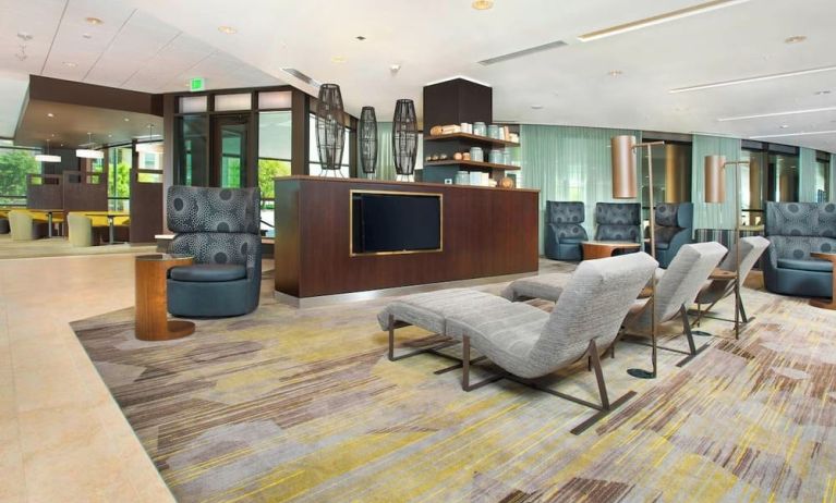 Lobby and coworking lounge at Courtyard By Marriott Redwood City.