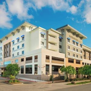 Hotel exterior at Courtyard By Marriott Redwood City.