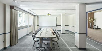 Professional meeting room at Hyatt Place London Heathrow Airport.