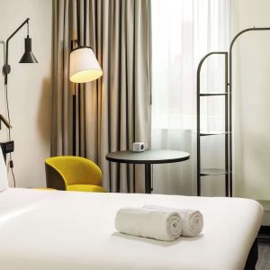 Day use room at Ibis London Blackfriars Hotel.